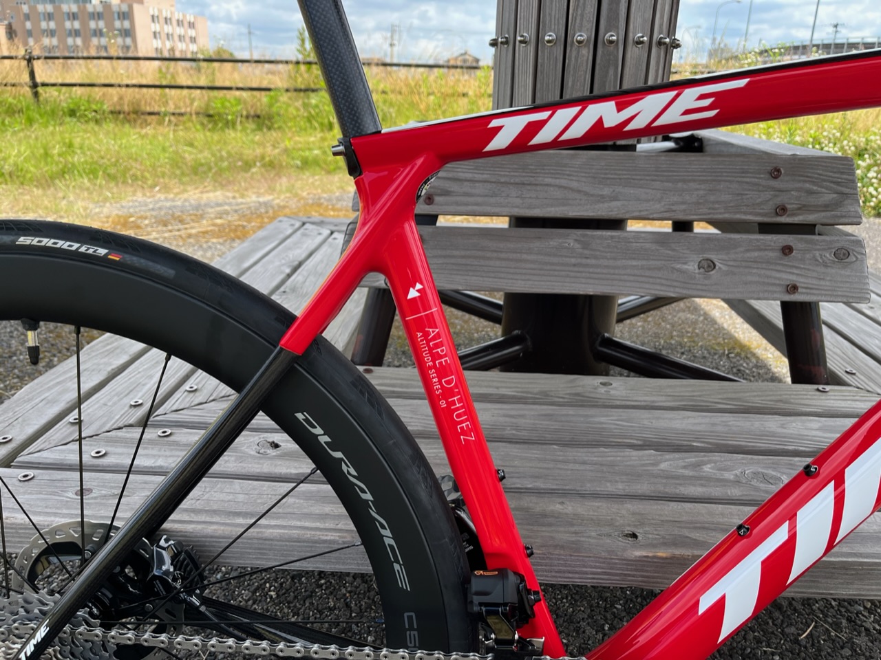 ロードバイク　TIME　赤色 カーボンロードバイク TIME ZXRS 6.9kg eTap 定価100万円超