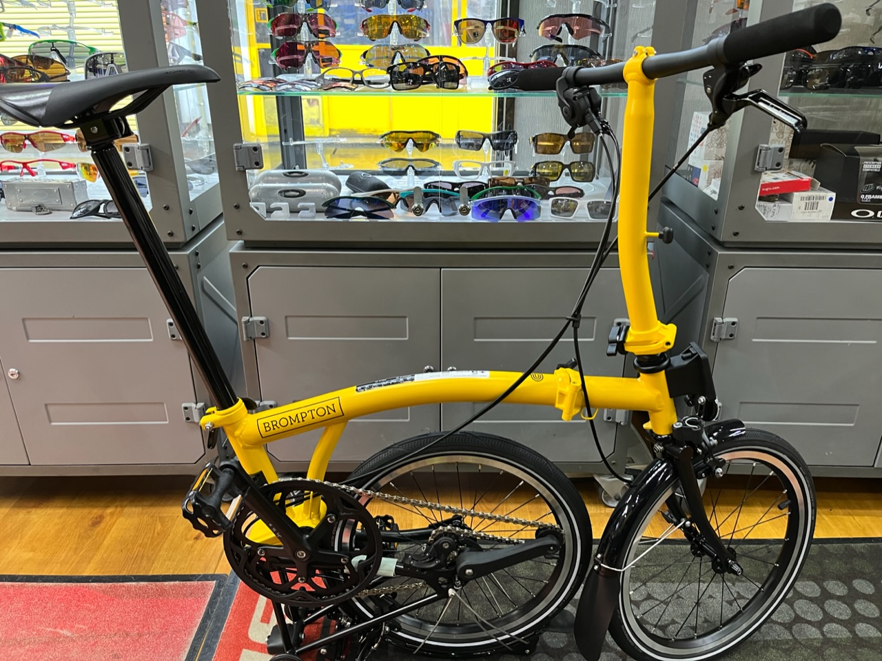 Noah！走行5ｋｍ未満新車同様2021年 Brompton S1E BROMPTON限定モデル入荷｜マウンテンバイク、ロードバイクなどの